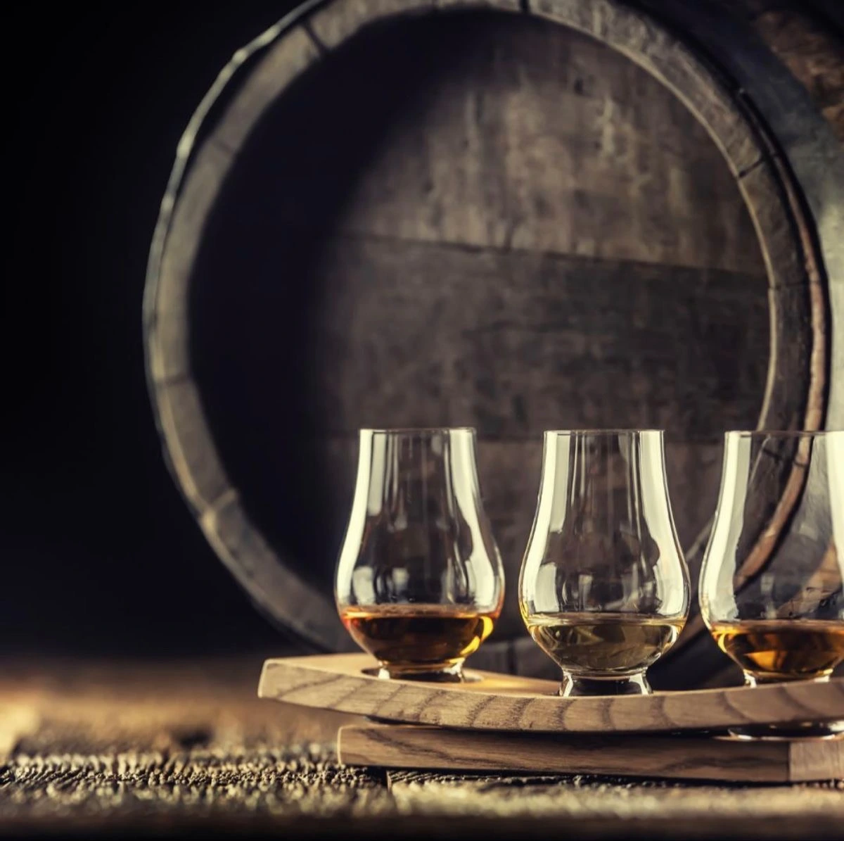 Como degustar whisky: viva a experiência com todos os sentidos