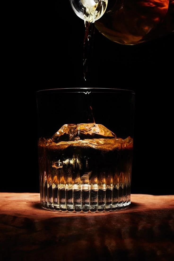 Drinks com Whisky: Tradição e Criatividade em Cada Gole